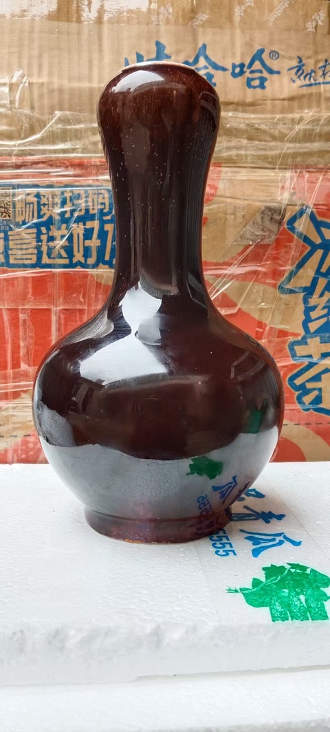 古玩陶瓷紅釉蒜頭瓶拍賣，當前價格9999元