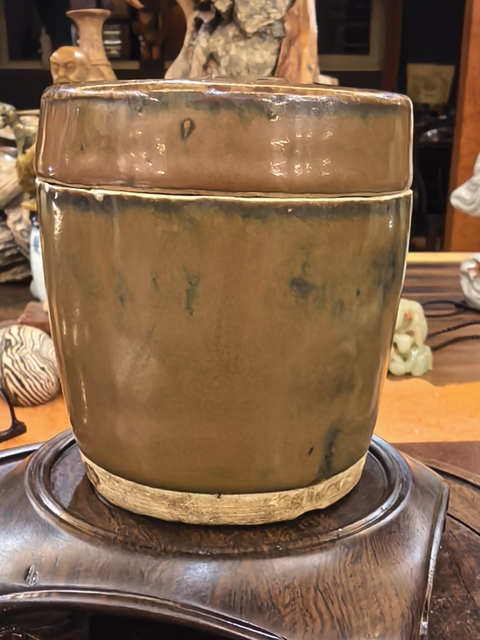 古玩陶瓷紫金釉蓋缸真品鑒賞圖