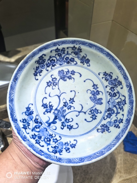 古玩陶瓷青花三多紋盤真品鑒賞圖