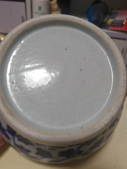 古玩陶瓷青花纏枝花卉馬蹄尊真品鑒賞圖