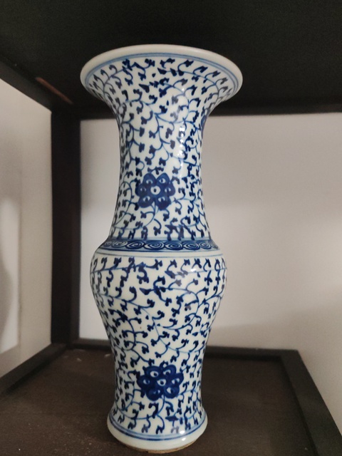 古玩陶瓷花卉紋青花花觚拍賣,當前價格1800元