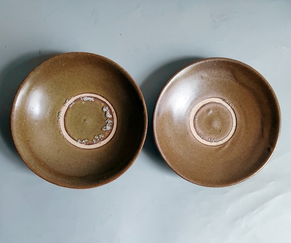 古玩陶瓷明代茶葉末釉碗盤(pán)一組拍賣(mài)，當(dāng)前價(jià)格76元