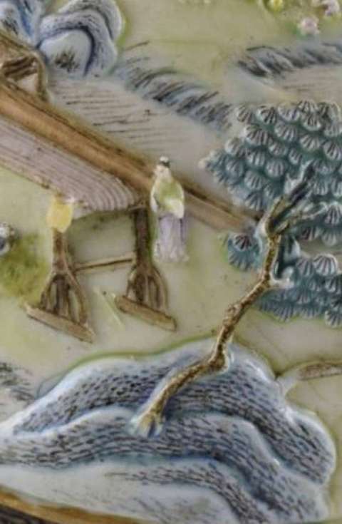 古玩陶瓷雙鋪首淺浮雕瓶真品鑒賞圖