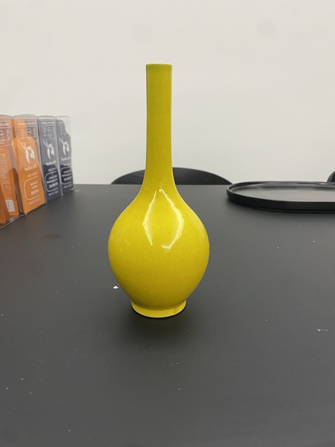 古玩陶瓷黃釉錐把瓶真品鑒賞圖