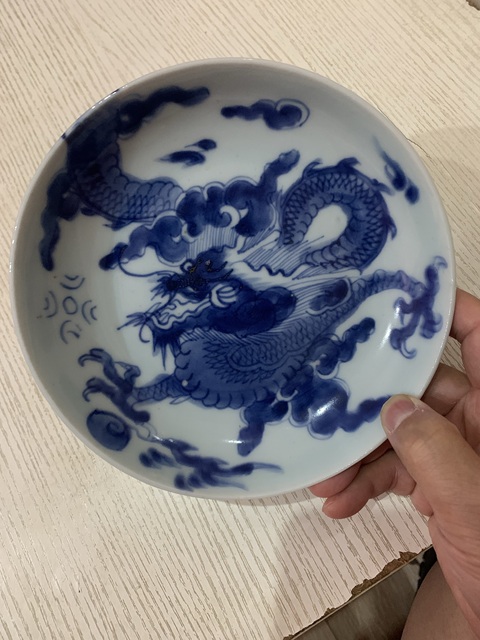 古玩陶瓷青花過墻龍紋盤真品鑒賞圖