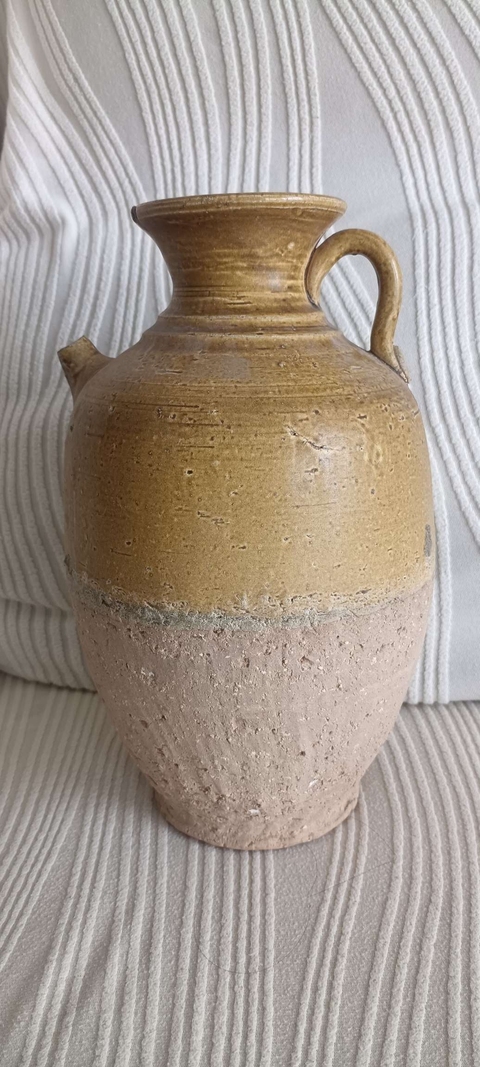 古玩陶瓷鞏義窯唐代執(zhí)壺拍賣，當前價格16000元