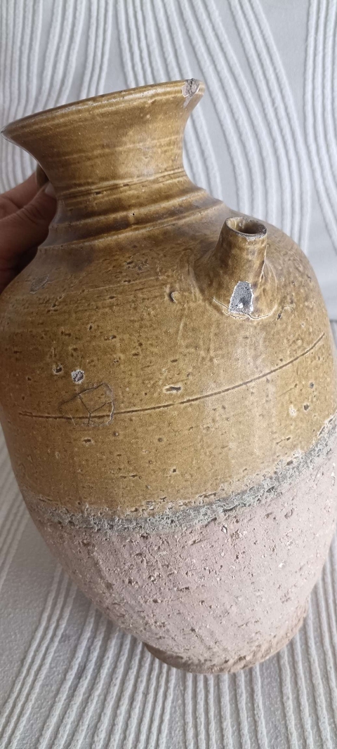 古玩陶瓷鞏義窯唐代執(zhí)壺拍賣，當前價格16000元
