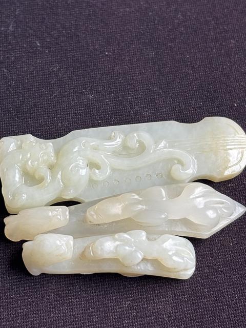 古玩玉器和田碧玉帶鉤真品鑒賞圖