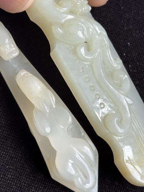 古玩玉器和田碧玉帶鉤真品鑒賞圖