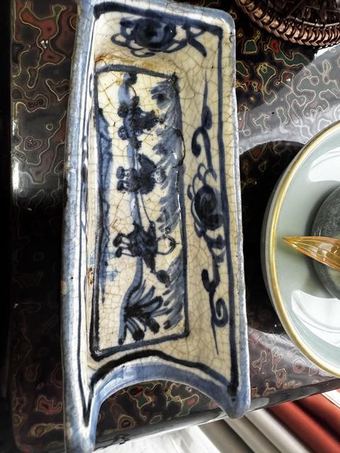 古玩陶瓷嬰戲紋青花盤真品鑒賞圖