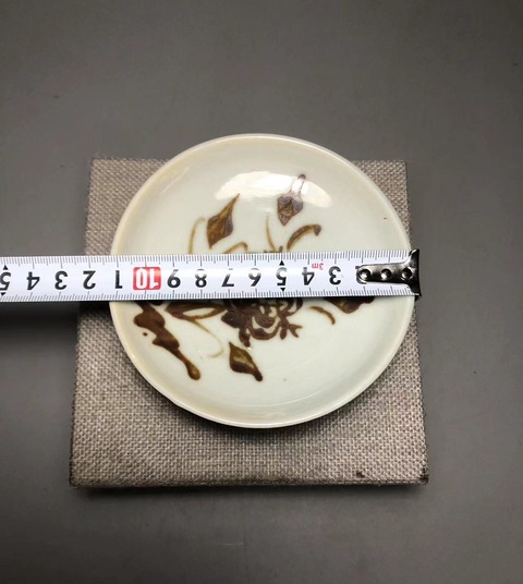 古玩陶瓷清早期，鐵銹花高腳盤拍賣，當(dāng)前價(jià)格2000元