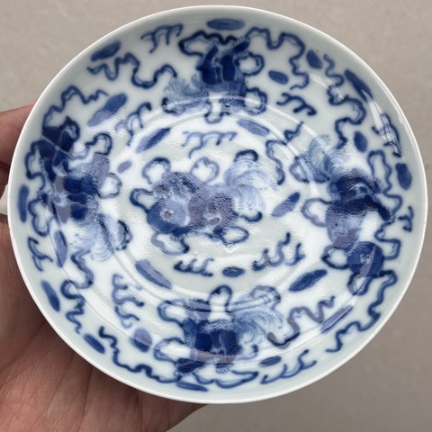 古玩陶瓷青花獅紋盤真品鑒賞圖
