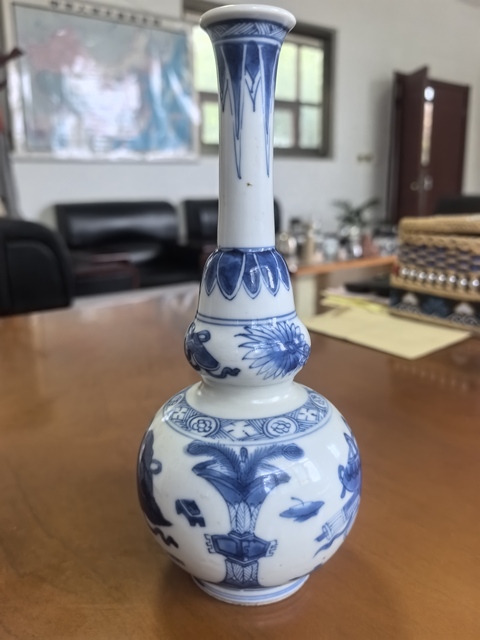 古玩陶瓷博古圖青花葫蘆瓶真品鑒賞圖