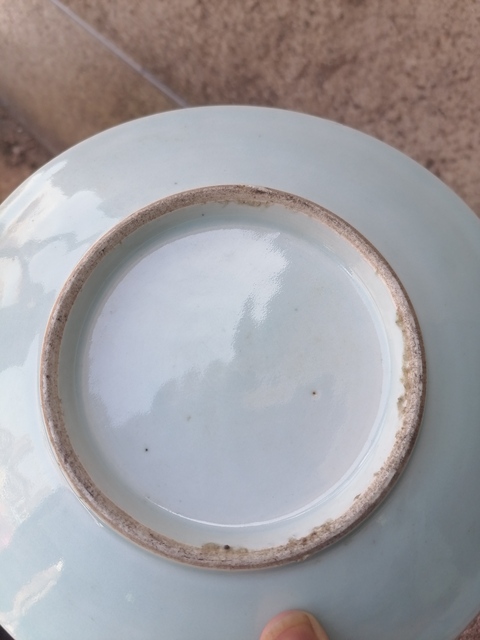 古玩陶瓷花卉紋青花盤真品鑒賞圖