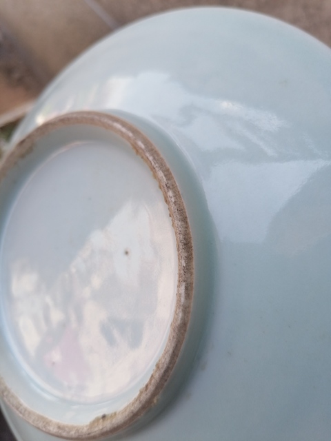 古玩陶瓷花卉紋青花盤真品鑒賞圖