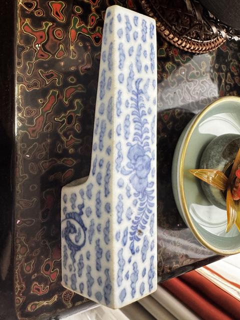 古玩陶瓷青花茶巾盒真品鑒賞圖