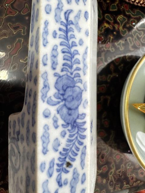 古玩陶瓷青花茶巾盒真品鑒賞圖
