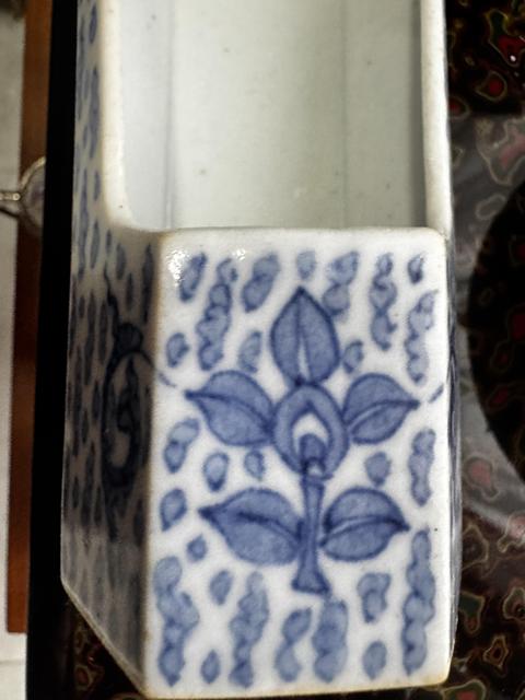 古玩陶瓷青花茶巾盒真品鑒賞圖