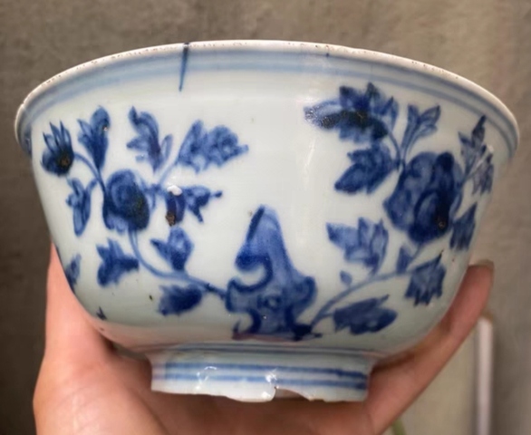 古玩陶瓷明代成化青花鳳凰牡丹紋青花碗拍賣，當前價格6000元