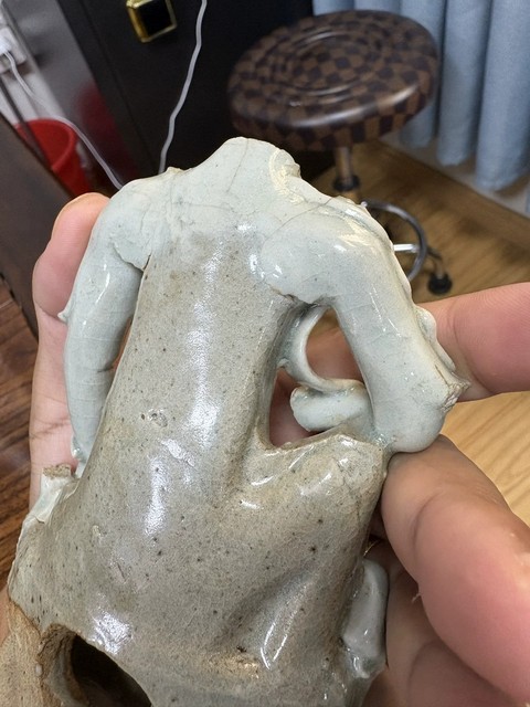 古玩陶瓷南宋影青塑像標本真品鑒賞圖