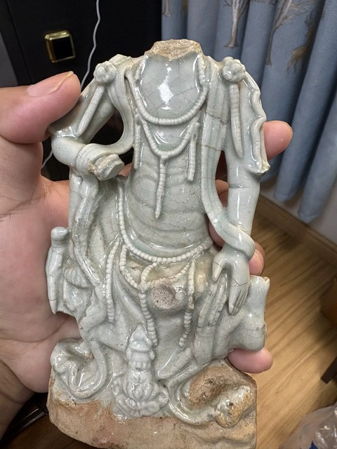 古玩陶瓷南宋影青塑像標本真品鑒賞圖