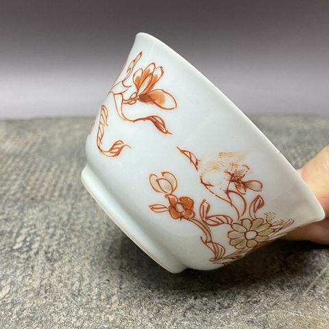 古玩陶瓷清康熙·礬紅描金花卉紋杯拍賣，當前價格960元