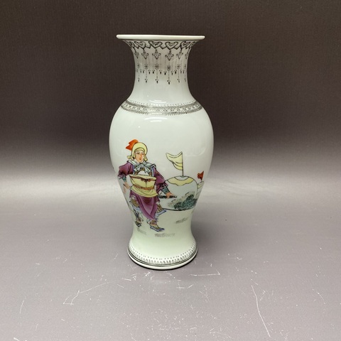 古玩陶瓷創(chuàng)匯·花木蘭人物紋觀音瓶拍賣，當(dāng)前價格469元