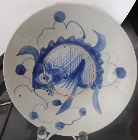 古玩陶瓷清末民初 青花魚盤真品鑒賞圖
