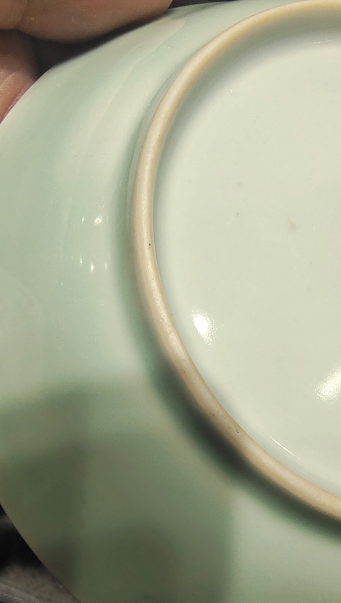 古玩陶瓷冬青釉盤真品鑒賞圖