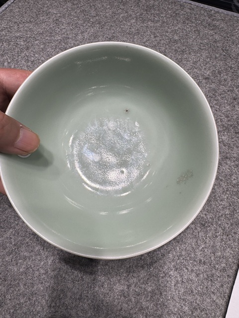 古玩陶瓷冬青釉宮式碗真品鑒賞圖