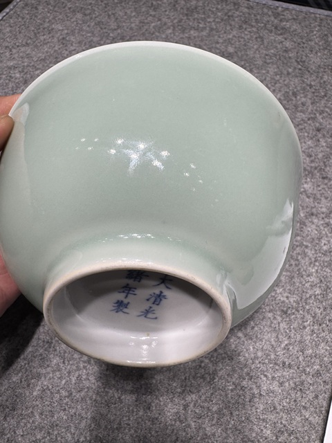 古玩陶瓷冬青釉宮式碗真品鑒賞圖