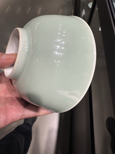 古玩陶瓷冬青釉宮式碗真品鑒賞圖