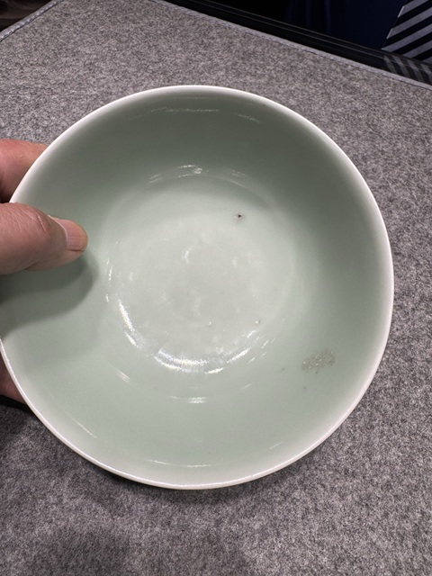 古玩陶瓷冬青釉宮式碗真品鑒賞圖