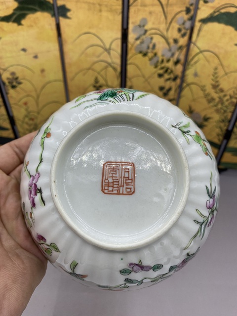 古玩陶瓷清同治 粉彩飛黃騰達圖菊瓣碗拍賣，當前價格2577元