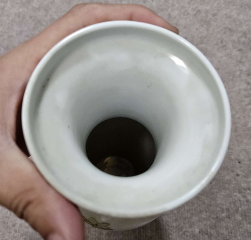 古玩陶瓷花鳥(niǎo)紋瓶真品鑒賞圖