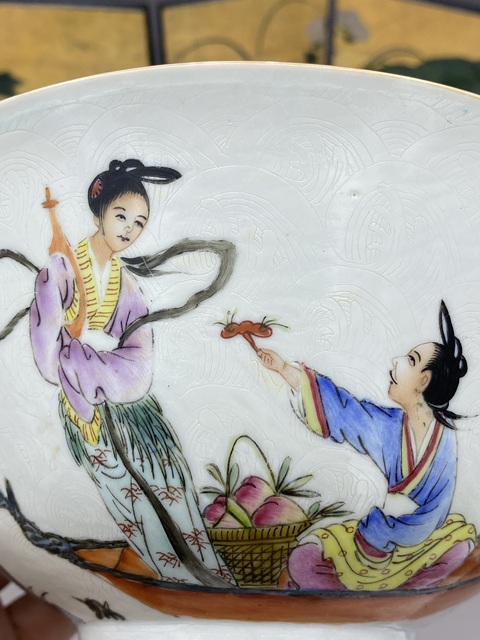 古玩陶瓷軋道粉彩人物故事紋碗真品鑒賞圖