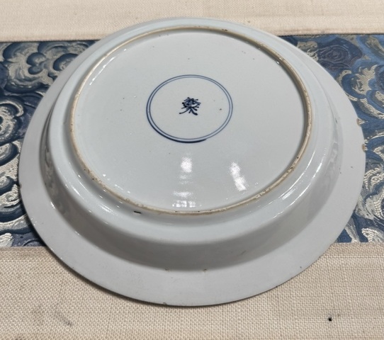 古玩陶瓷五彩花卉紋折腰盤真品鑒賞圖