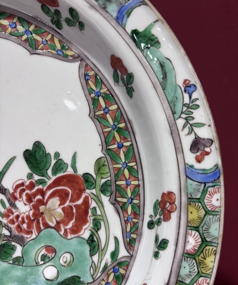 古玩陶瓷五彩花卉紋折腰盤真品鑒賞圖