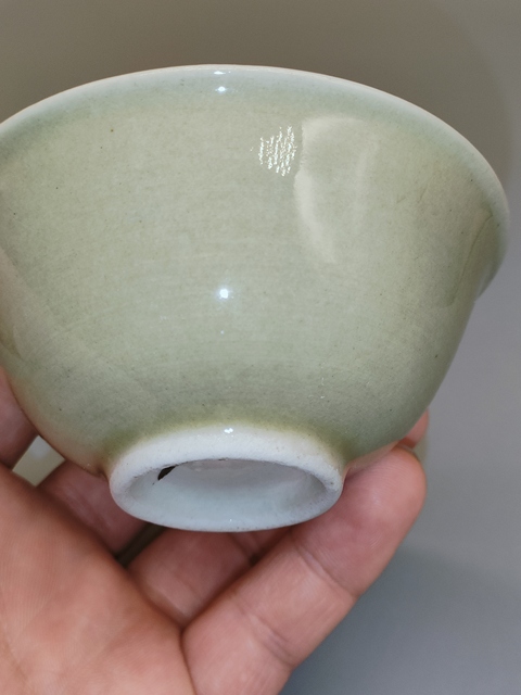 古玩陶瓷清末民國,冬青釉茶碗拍賣,當(dāng)前價(jià)格330元