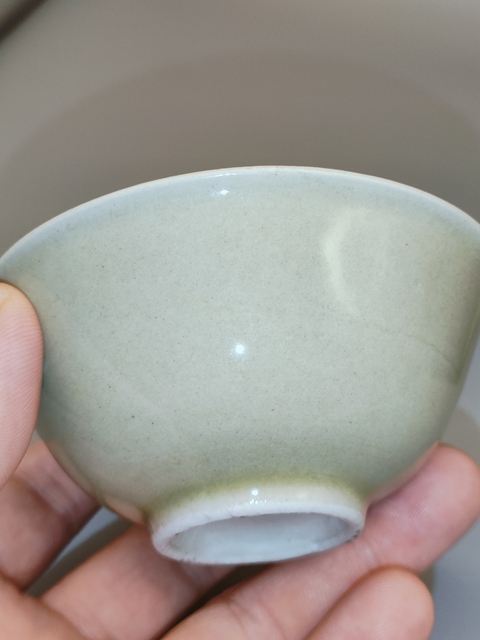 古玩陶瓷清末民國,冬青釉茶碗拍賣,當前價格190元