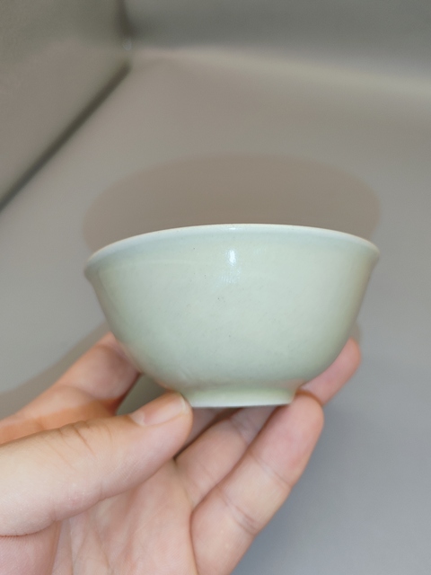 古玩陶瓷清末民國,冬青釉茶碗拍賣,當前價格190元