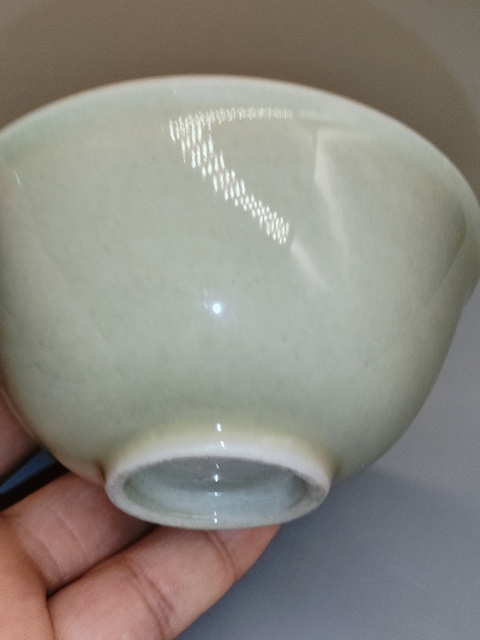 古玩陶瓷清末民國,冬青釉茶碗拍賣,當前價格190元