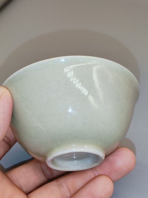 古玩陶瓷清末民國,冬青釉茶碗拍賣,當前價格190元