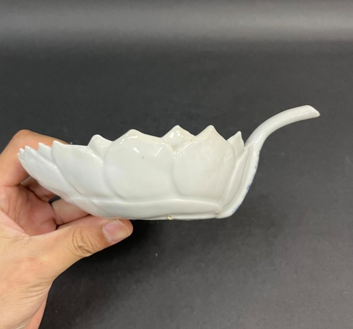 古玩陶瓷白釉秋操杯真品鑒賞圖