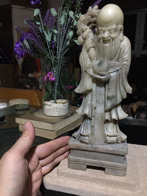 古玩雜項壽山石雕人物像真品鑒賞圖