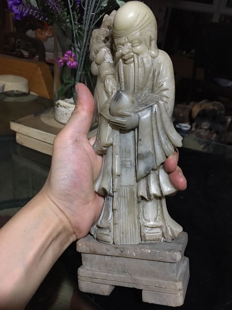 古玩雜項壽山石雕人物像真品鑒賞圖