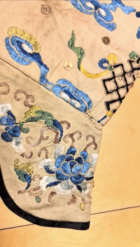 古玩雜項刺繡龍袍真品鑒賞圖