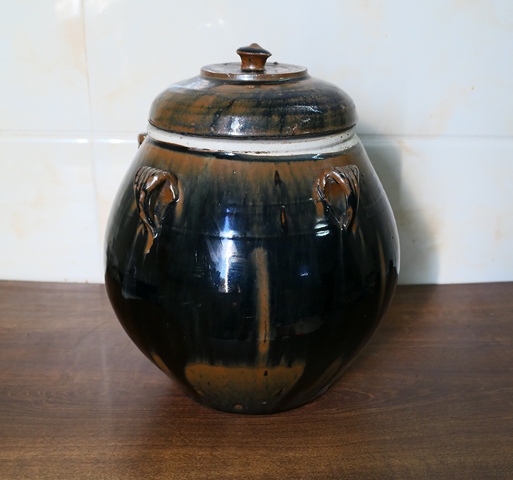 古玩陶瓷精品:明晚期耀州窯兔毫釉四系罐（高大重器）拍賣，當(dāng)前價(jià)格588元