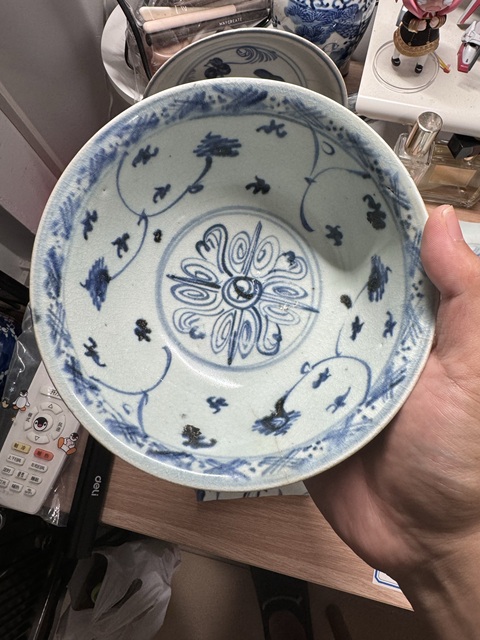 古玩陶瓷明中期青花碗真品鑒賞圖