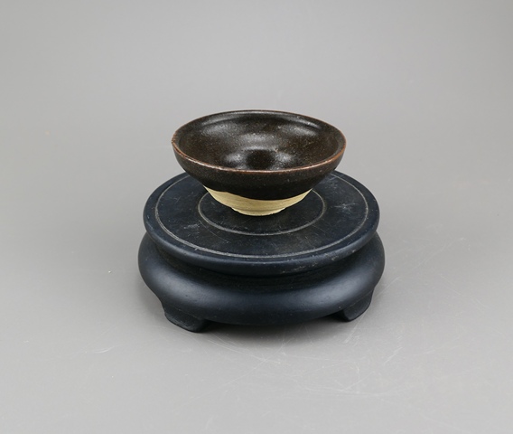 古玩陶瓷南宋.吉州窯褐釉茶盞（高級(jí)茶器）拍賣(mài)，當(dāng)前價(jià)格342元